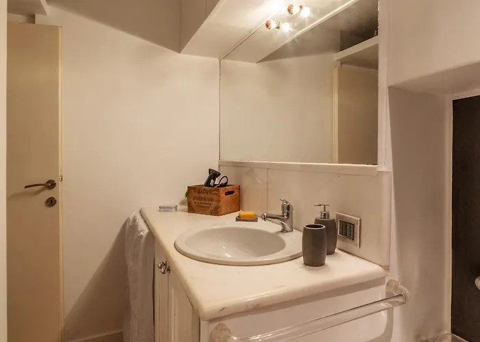 公寓 Guesthost - Piazza Di Spagna Classy 罗马