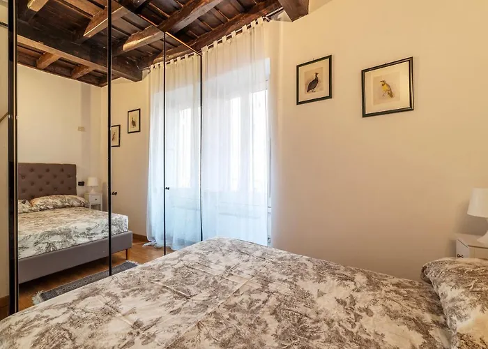 Guesthost - Piazza Di Spagna Classy *