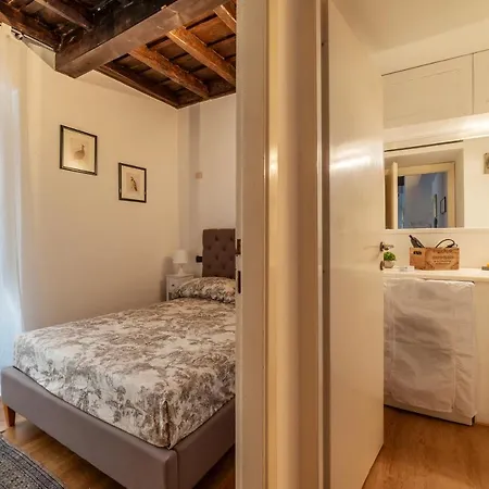 Appartement Guesthost - Piazza Di Spagna Classy